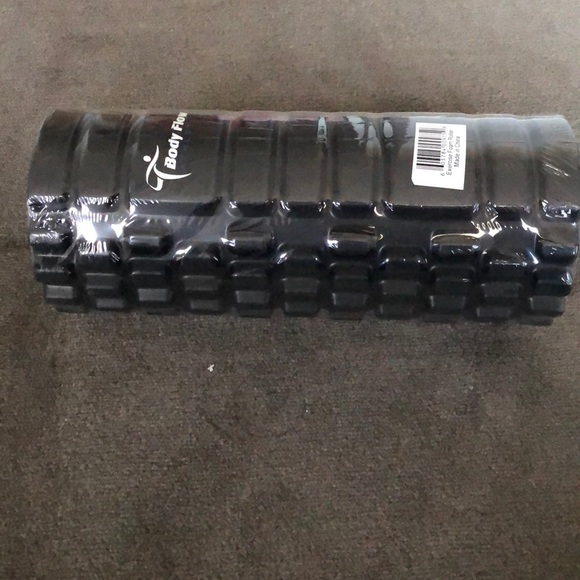 New Foam roller - Picture 2 of 3